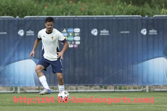 半岛体育-2023年NBA选秀球员在发展联盟中积累实战经验的效果评估