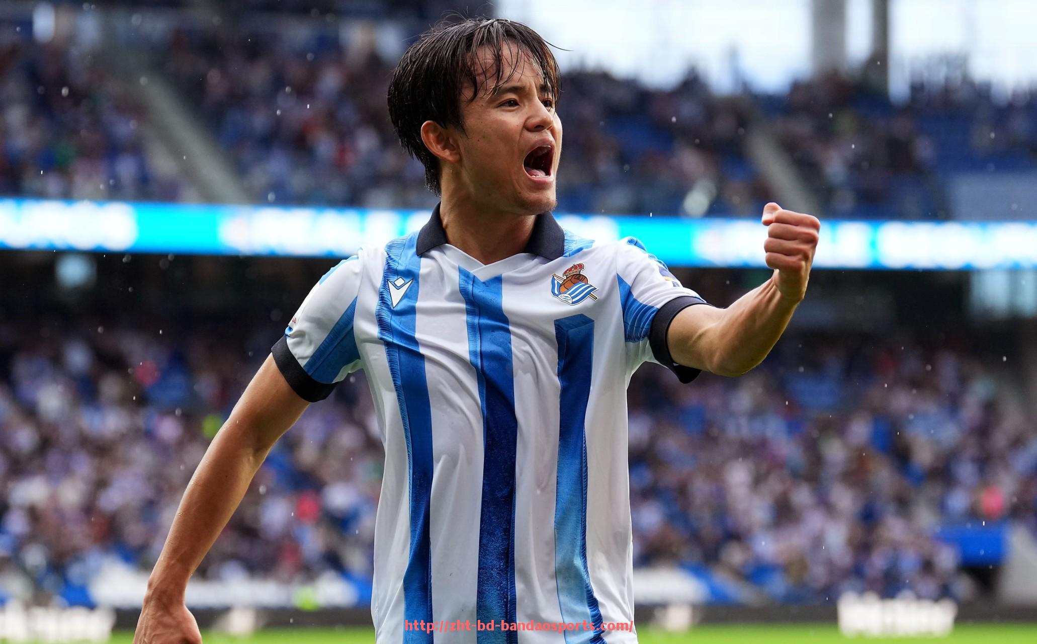 半岛体育-意甲顶级球星现役球队分布及表现分析